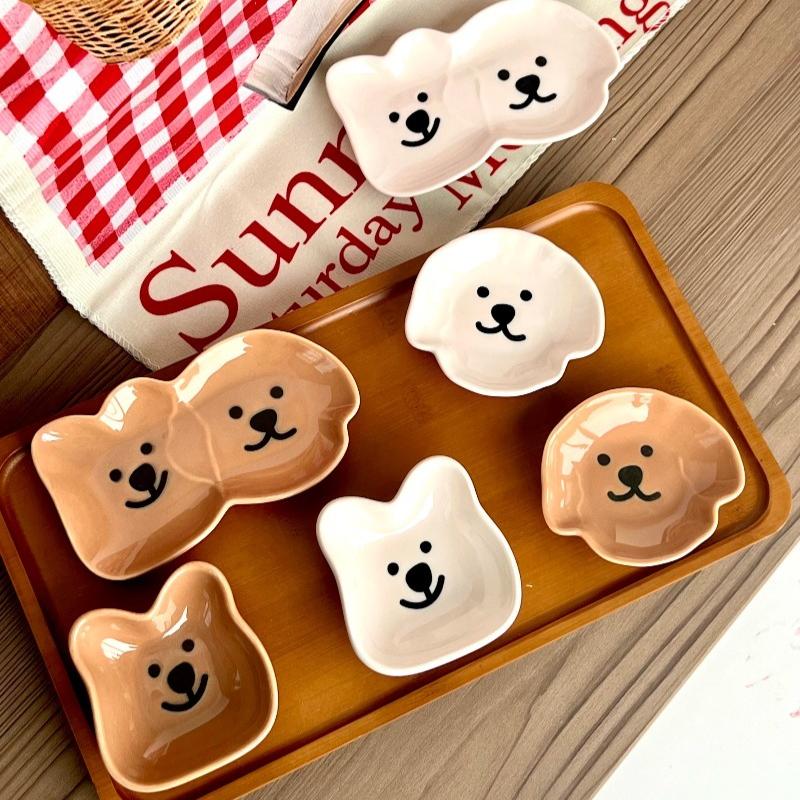 Adorable Ceramic Sauce Dish with Cute Dog & Bear Design - Single/Double Compartment Dip Bowl for Condiments, Snacks, Sushi, Soy