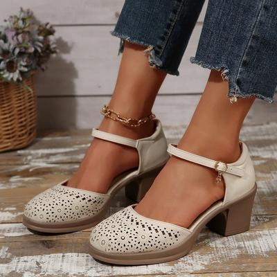 Fashion Retro Versatile Women's Sandals Open Toe Hollow Out Mid Heel Mom Shoes Buckle Single Shoes Comfortable Rubber Sole Footwear