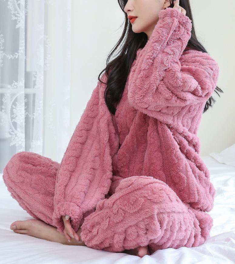 2025 Herbst/Winter Damen Verdicktes Korallenfleece Flanell Pyjama Set mit langem Cardigan, Übergröße, Warme Homewear.