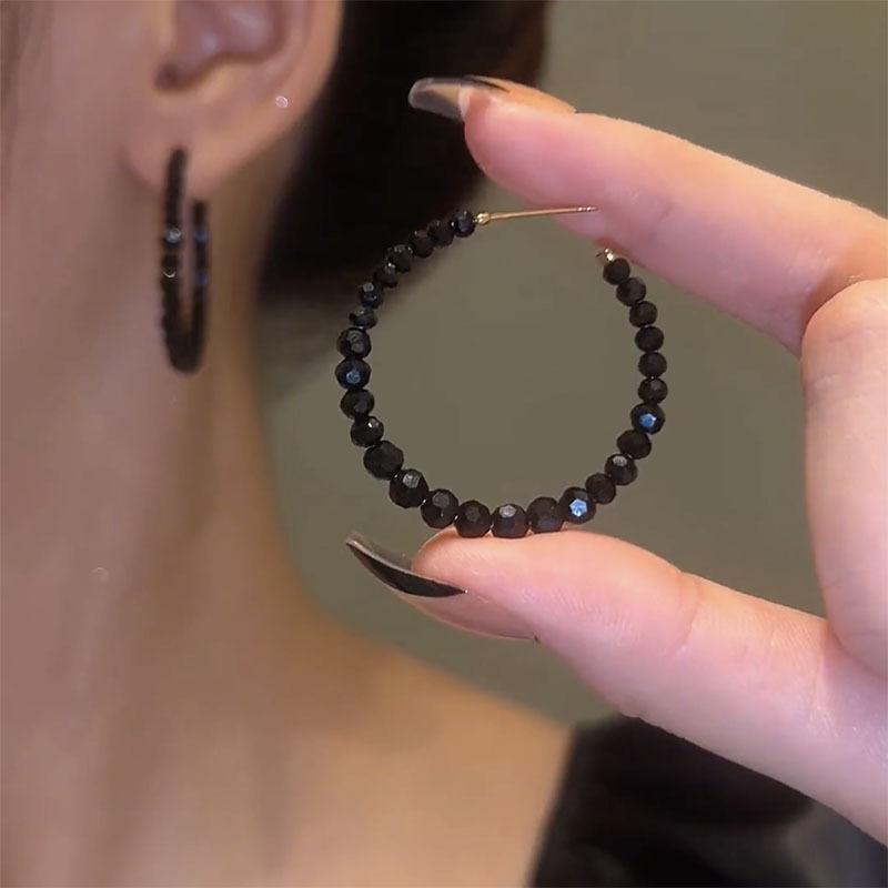 Premium light luxury niche black crystal earrings niche design ins cold wind C ring earrings new trendy stud earrings