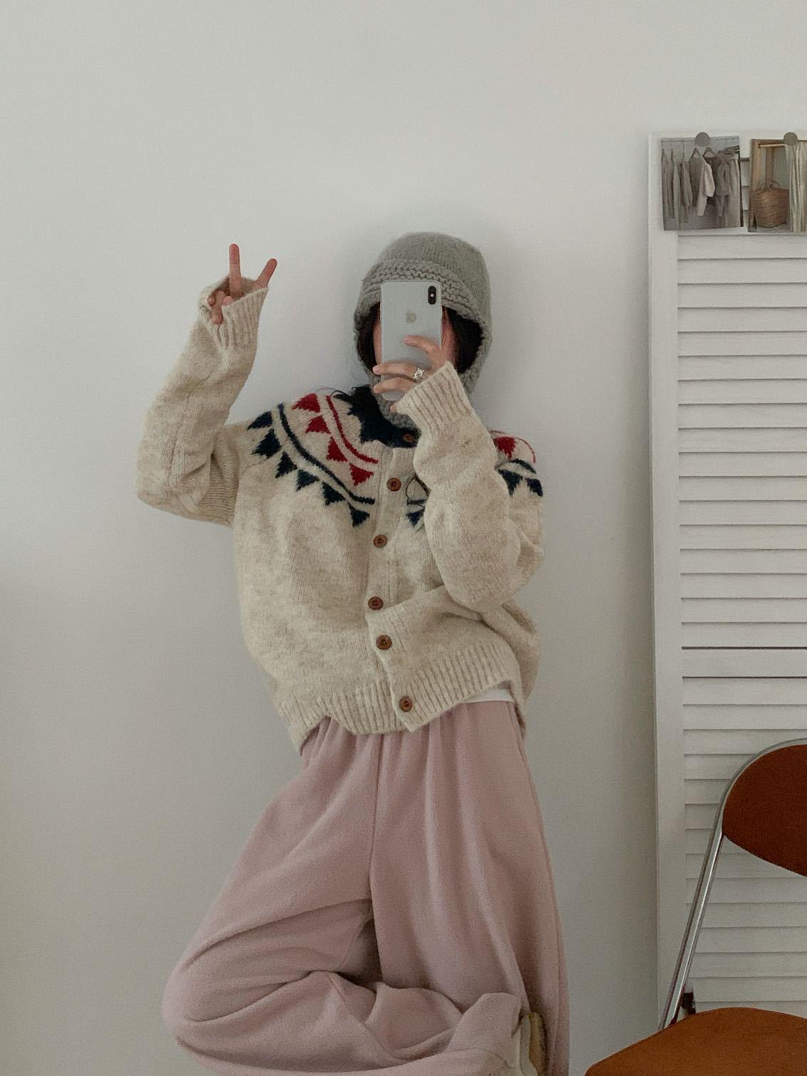 

Женский скандинавский ретро кардиган с вязаным узором Fair Isle: Мягкий, приятный к коже, универсальный свитер свободного кроя для зимы One Size грязно-белый