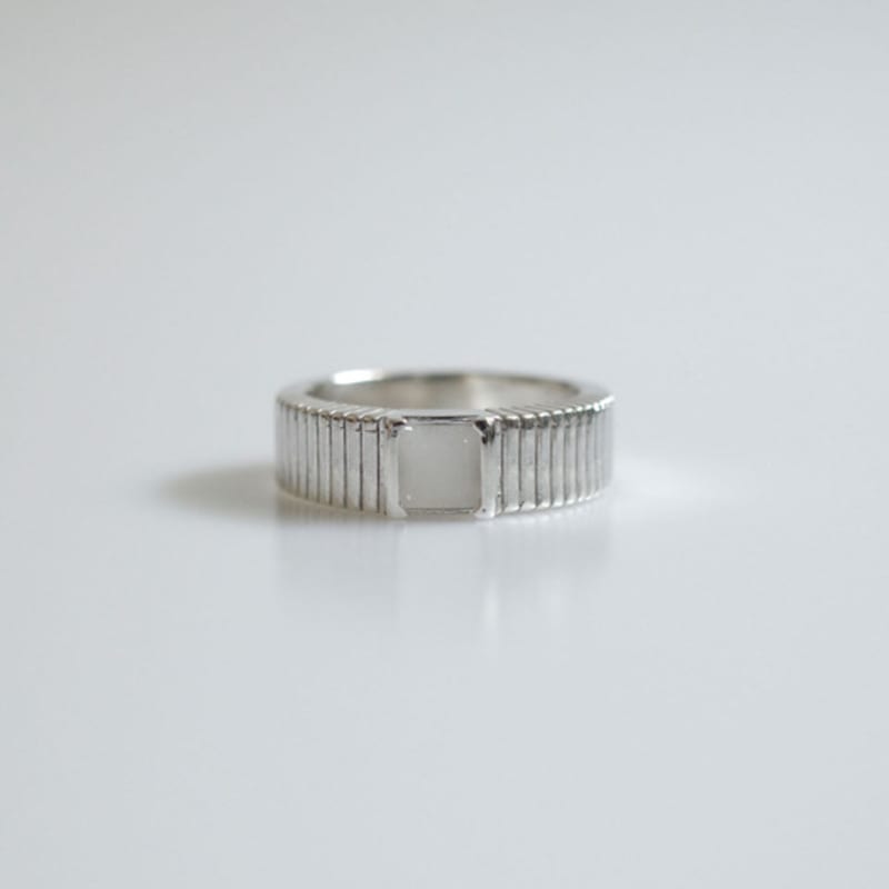 

WINDUP FIRST LOVE RING (WHITE) 6