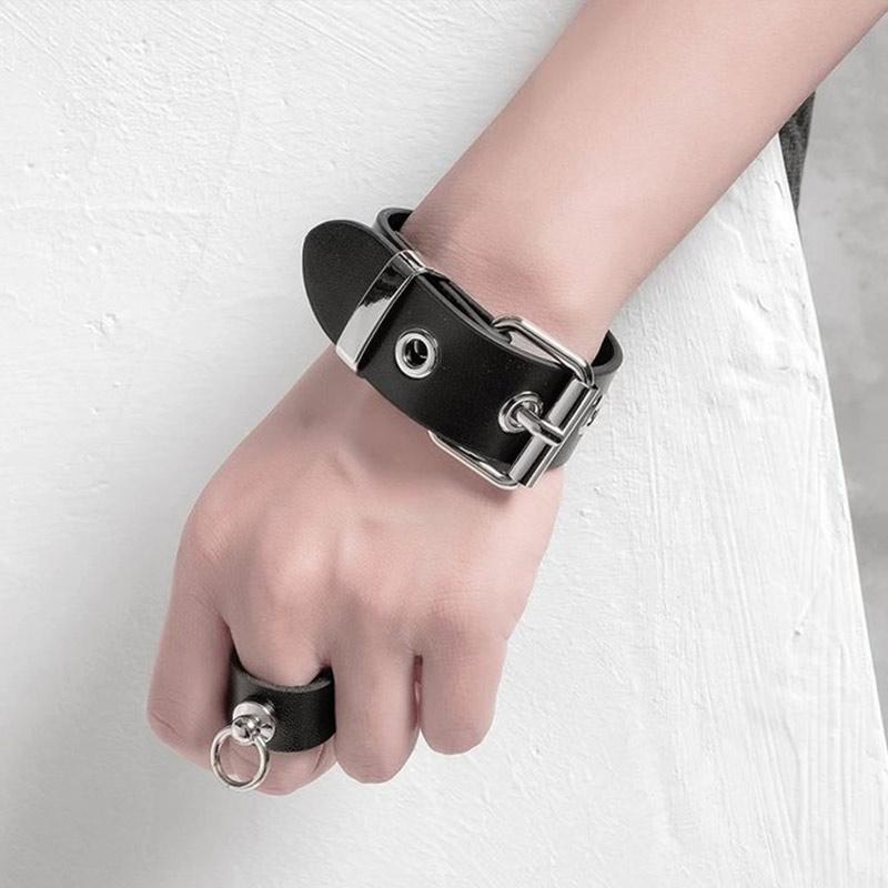 Punk Bracelets Men Women Retro Bracelet Adjustable Wrist Belt Buckle Styles Cuff Bangle Bracelet Party Daily Wear Man Bracelet