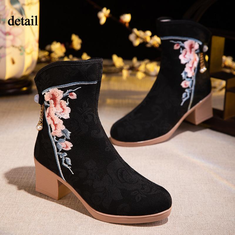 Women's Winter Warm Snow Boots Low Chunky Block Heels Embroidered Ankle Booties Shoes for Women Comfortable Anti-Slip Walking Boots With Side Zipper