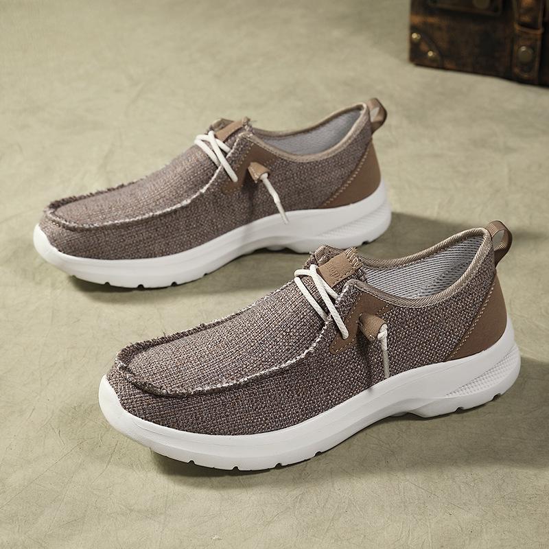 Spring and summer large size light and breathable outdoor couple casual shoes walking shoes
