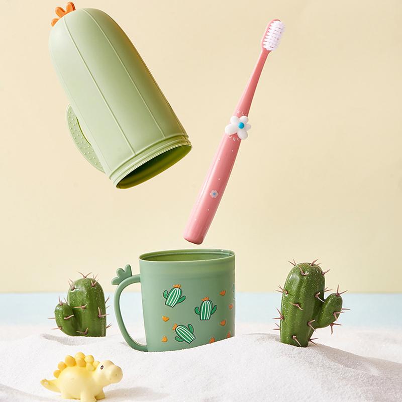 Cute Cartoon Cactus Toothbrush Storage Box Bathroom Toothbrush Cover Portable Travel Tooth Brush Case Bathroom Organizer