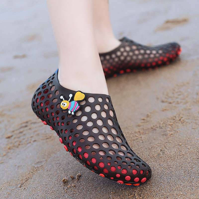 Parent-child children's beach shoes men's and women's summer non-slip soft-soled wading shoes small medium and older children's sandals bird's nest