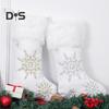 Julstrumpor Snöflinga Broderade Hängande Strumpor med Plyschkant Festival Heminredning Presentstrumpor för Julfest