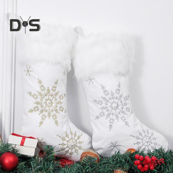 Julstrumpor Snöflinga Broderade Hängande Strumpor med Plyschkant Festival Heminredning Presentstrumpor för Julfest