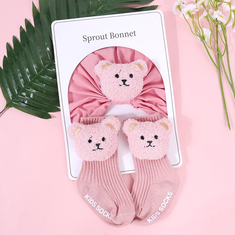 Autumn Style Pure Cotton Cartoon Hat & Sock Set for Newborns - Unisex