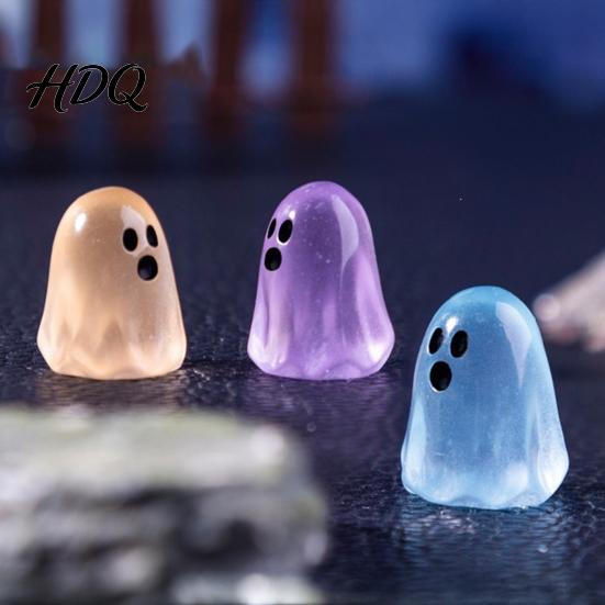 Mysterious Night Light Decorations 6PCS Luminous Mini Ghost Figures, Miniature Glow in The Dark Spooky Resin Craft Accents Ornaments, Halloween Theme