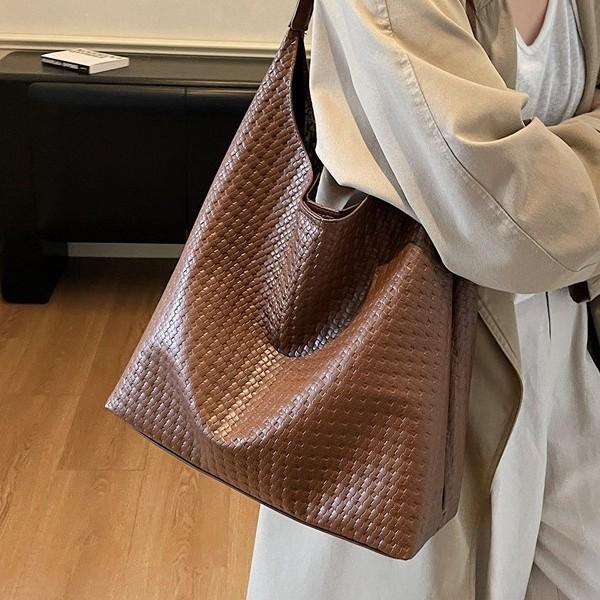 Trendy And Fashionable New Simple Shoulder Bag Woven Pattern Casual Commuter Tote Bag Versatile Large-Capacity Bag Women