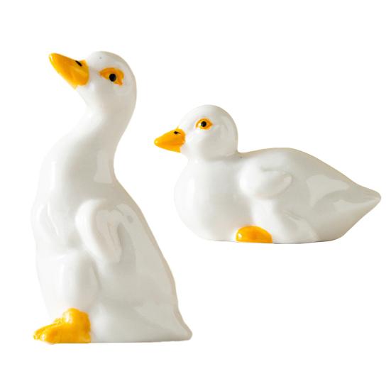 Ceramic Duck Statue Cute Mini Duck Figurine Small Animal Sculpture for Home Office Desktop Garden Porch Decor