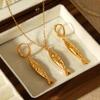 18 Karat Gold Edelstahl Koi Anhänger Halskette Nischen Design Karpfen Ohrringe Titan Stahl Ohrringe für Damen