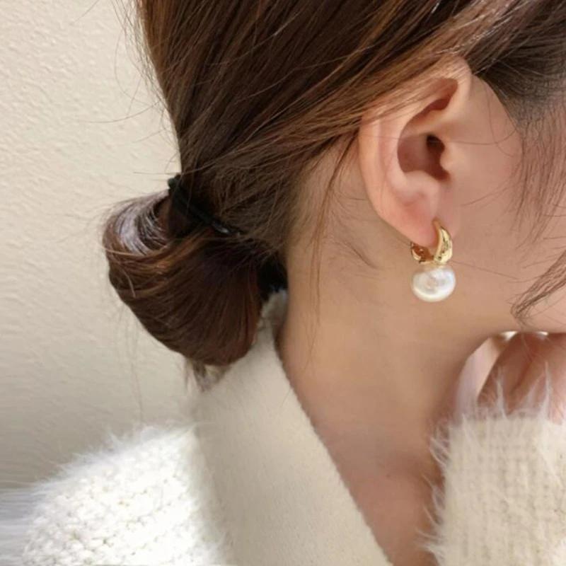 New Korea Trendy Charm Pearl Hoop Earring for Women Luxury Gold Dangle Earring Wedding Bride Accessories Jewelry Gift