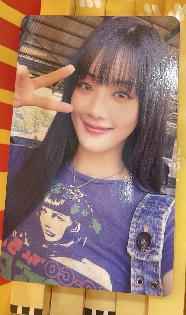 

[USED] Idle I-dle Minnie Tower Records Lucky Dollar Raffle Bonus Trading Card