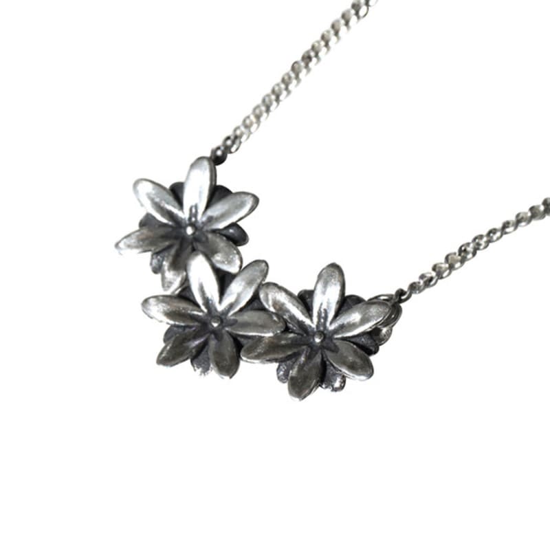 Project Arthur Ipheion (triple Nacklace)