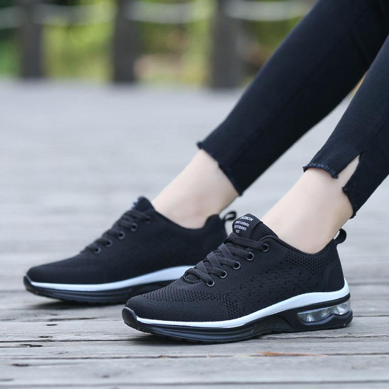 Spring and Summer Mesh Breathable Shoes Sports Shoes Students White Running Shoes Casual Shoes Lightweight Deodorant