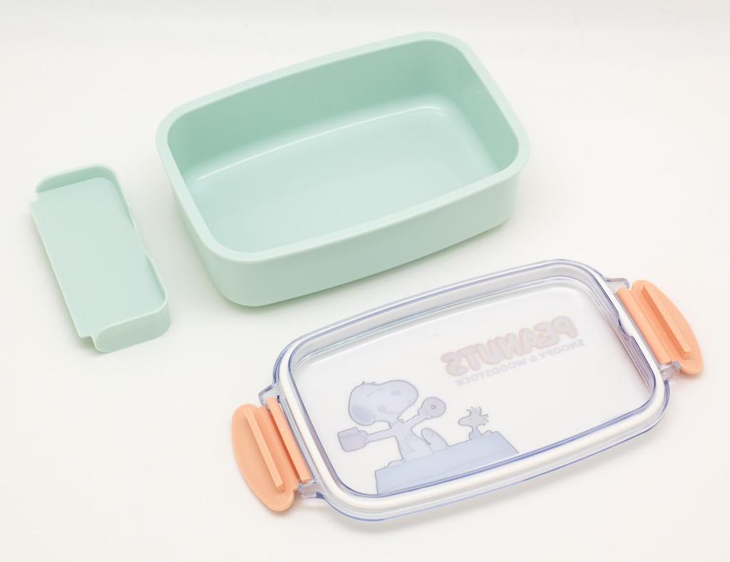 OSK Snoopy Bento-Box mit Spülmaschinen- und Mikrowellenfest, mit für und Trennwänden, 500 ml, Japan, Sicher, Zwei-Punkt-Verriegelung, Dichtung, Auslaufsicher, Stilvoll,