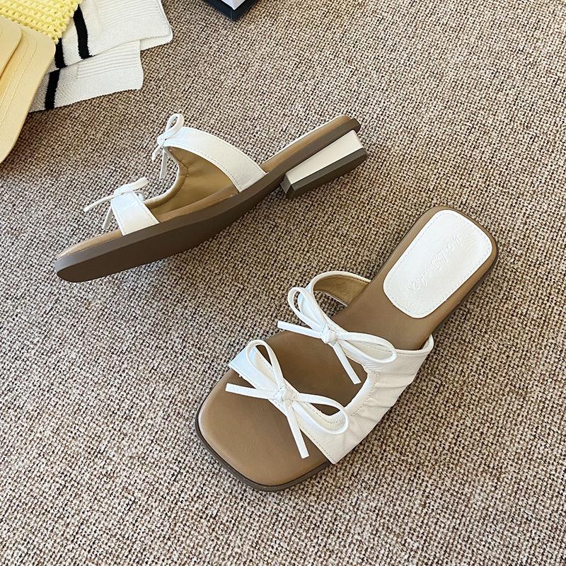 Sandalias de Mujer de Punta Cuadrada Francesa con Lazo 2025 Verano Exterior Zapatillas Estilo Hada Nuevas Cómodas Planas para Playa Sandalias de Un Paso