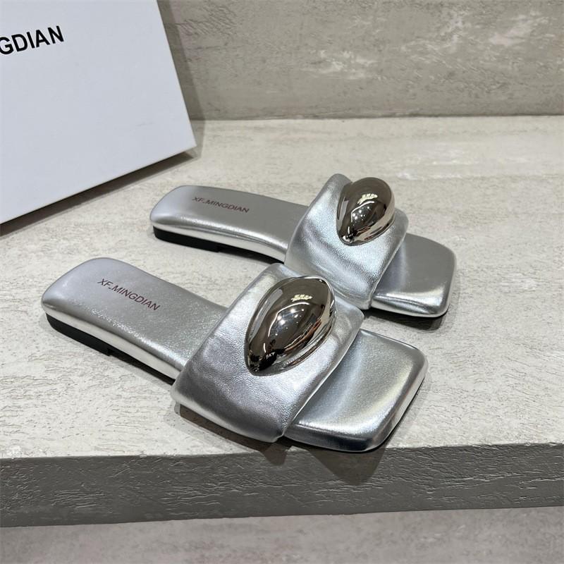Fashion Women's Fashion Flat Sandals Summer New Square Head Shallow Mouth Open Toe Metal Buckle Soft Sole Non-slip Slippers