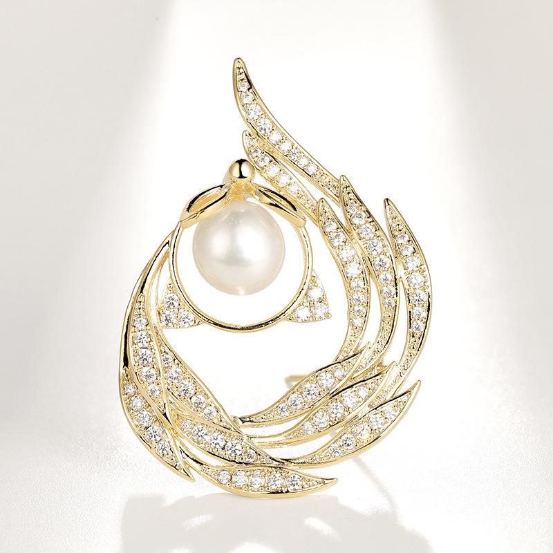 Bo Xin Yun Zircon Fox Brooch with Freshwater Pearl - Elegant Lapel Pin Accessory