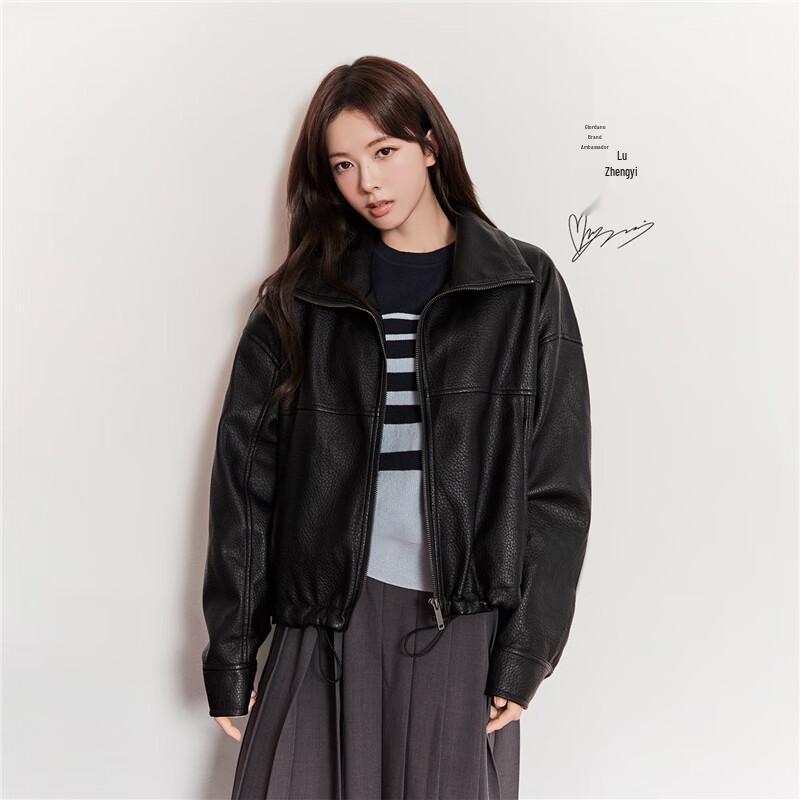 GIORDANO Women's Retro Striped Knit Sweater with Shoulder Buttons