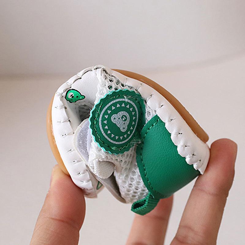 Soft-Sole Mesh Breathable Walking Shoes for Infants Summer Baby Sandals 0-18 Months, Unisex Hollow-Out Slippers