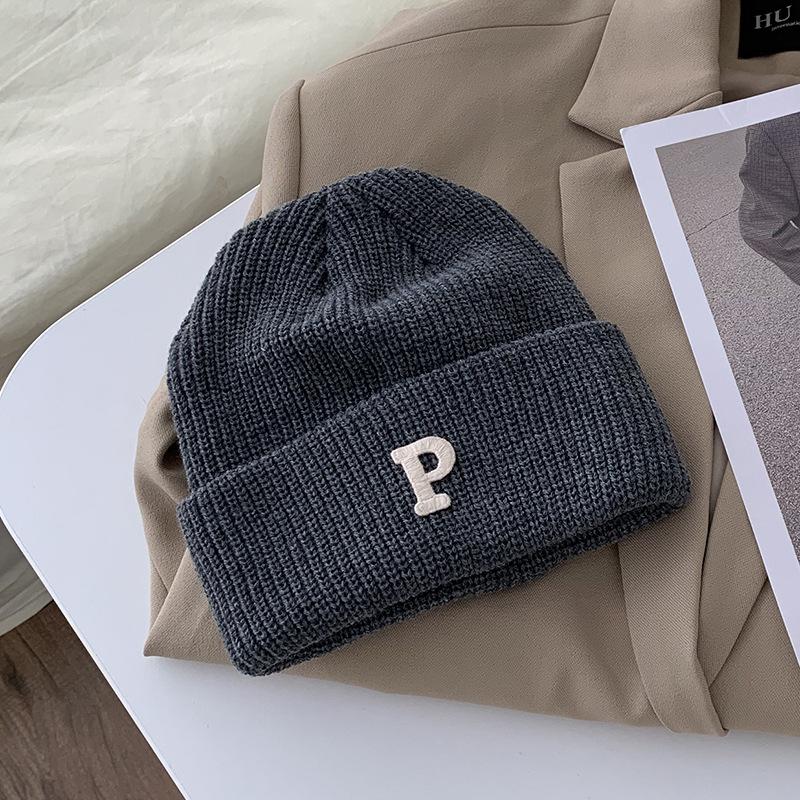 White plum color embroidery P letter knitted wool hat autumn and winter warm cold hat with ins fashion single item multi-color