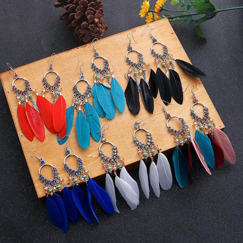 New Earrings with Fashionable Waterdrop Diamond-studded Feather Earrings