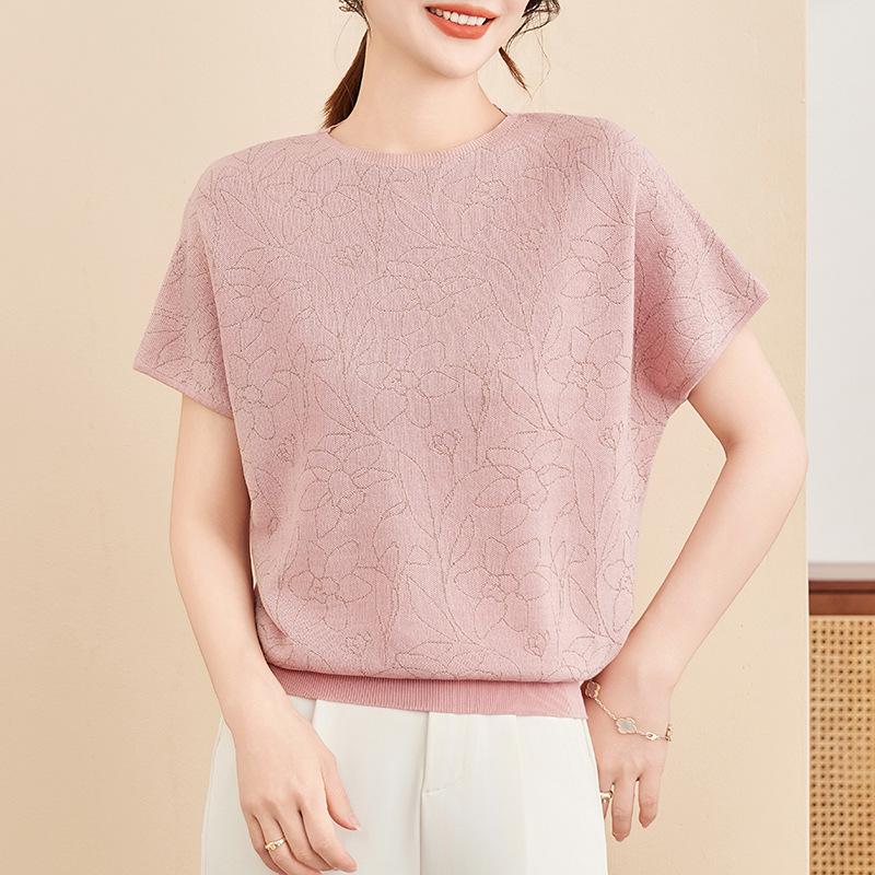 

Elegant Ice Silk Summer Blouse for Stylish Mature Women - Short-Sleeve, Age-Defying Fashion Top L (80-100 jin) рожевий