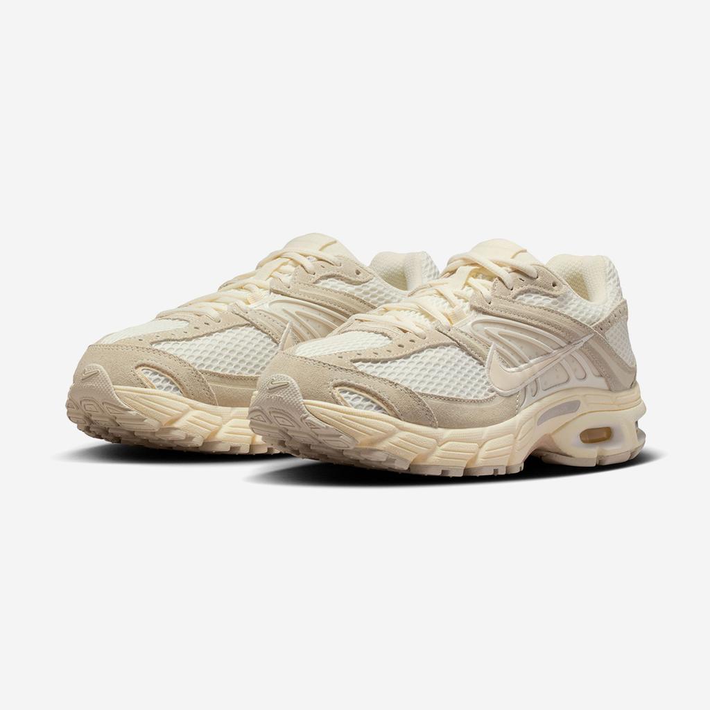 Nike W NIKE AIR MAX MOTO 2K SE IO4862-100