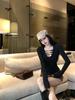 V-Neck Long-Sleeved Base Layer: Slim-Fit, Sexy, Hot Girl Style for Autumn/Winter; Pure and Desirable Temperament.