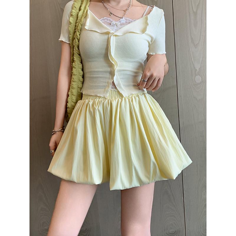 Red Petite Puffy Short Skirt: Spring/Summer Floral Puff Skirt with Pumpkin Pants Style