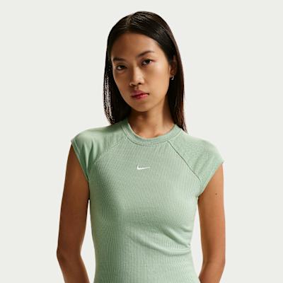 Nike Raglan Sleeve T Shirt Women s S
