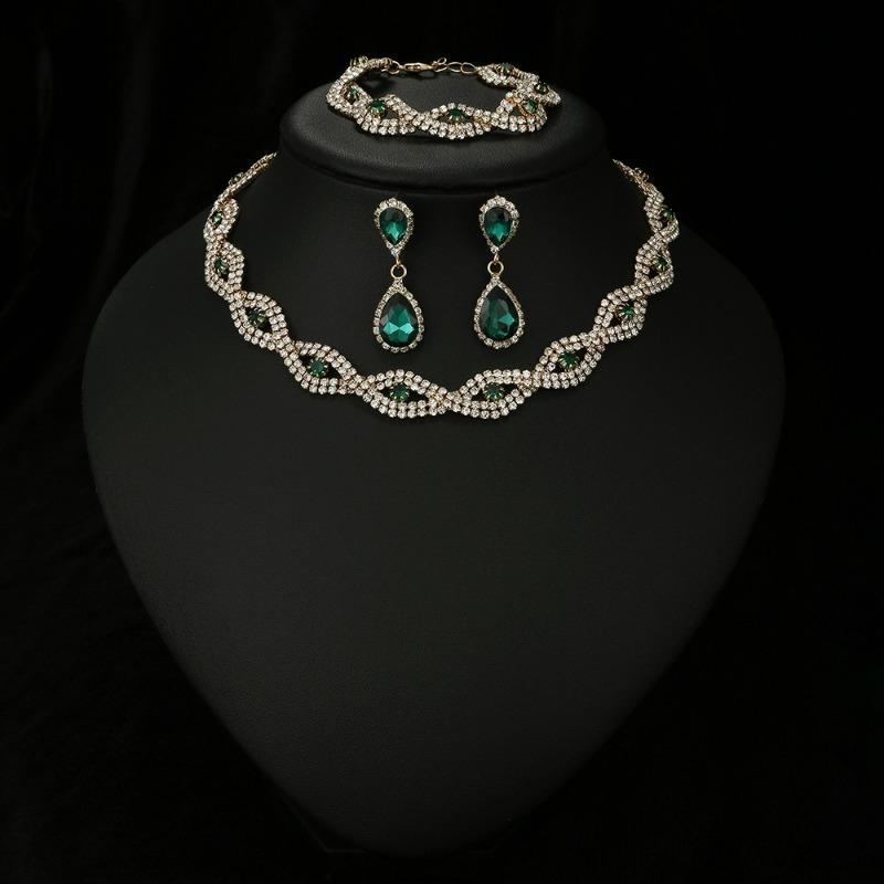 Winter Europäische und Amerikanische Accessoires Halsketten, Armbänder, Ohrringe, Sets, Dreiteilige Sets, Hochzeits-Abendkleider, Vielseitiger Schmuck