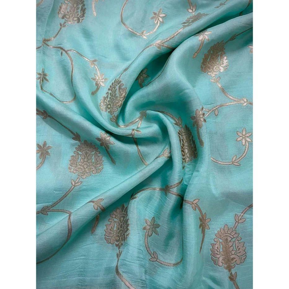 Beautiful Zari Work  With Coding Sequance Lace Border In Form of Traditional Motifs. This Beautiful Saree