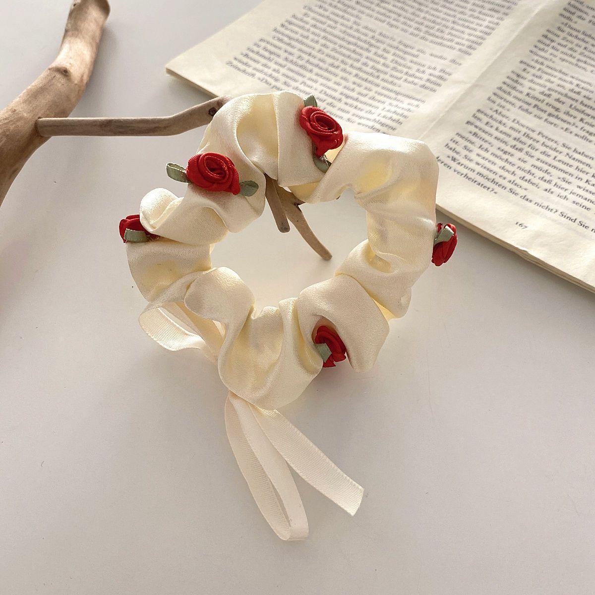 Korean Romantic 3D Rose French Scrunchie: Retro Fresh Flower Hair Tie белый