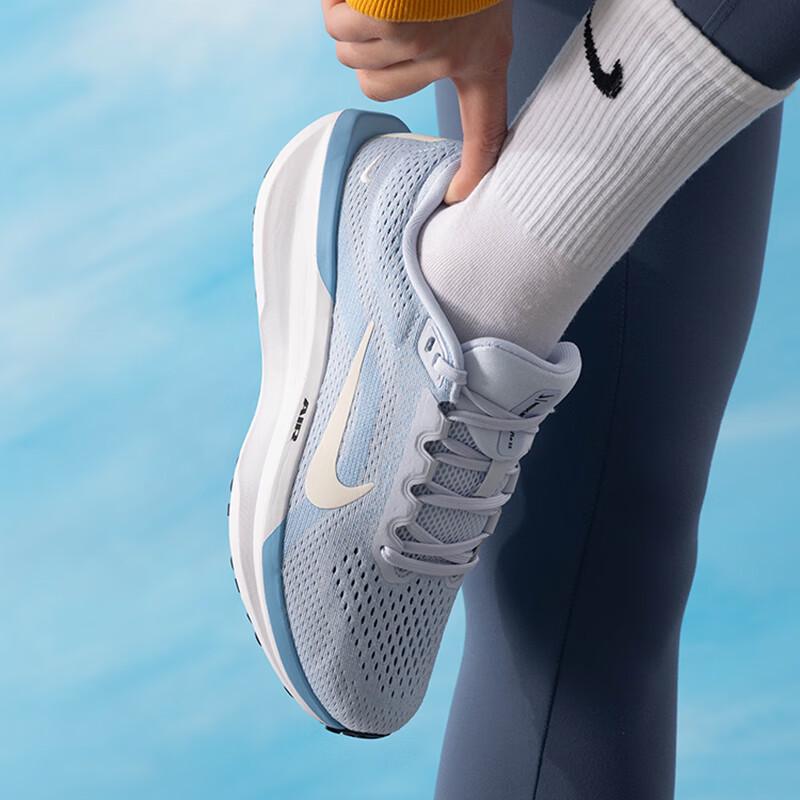 Nike WMNS Air Winflo 11 Running Shoes