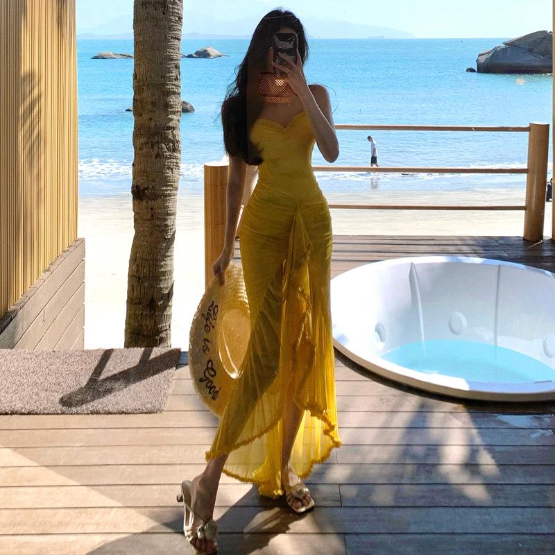 Elegant Slim Fit Irregular Split Beach Dress - Perfect for Vacations, Parties, and Birthdays