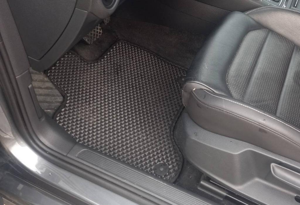 

Килимки EVA для E-Golf (чорні) для Volkswagen Golf 7/E-Golf
