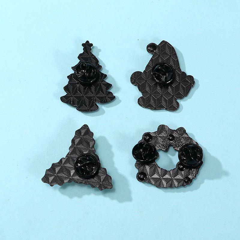 Christmas brooch Christmas perimeter cartoon Christmas tree Santa Claus holiday decoration point diamond costume
