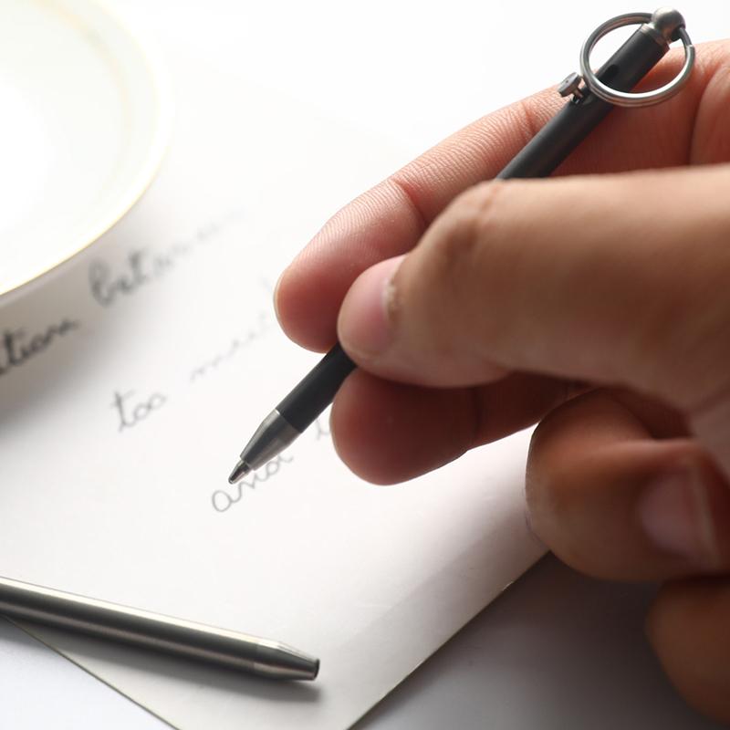 Gadget Mini Portabil din Titan Stilou Breloc Exterior Practic Stilou Ecologic