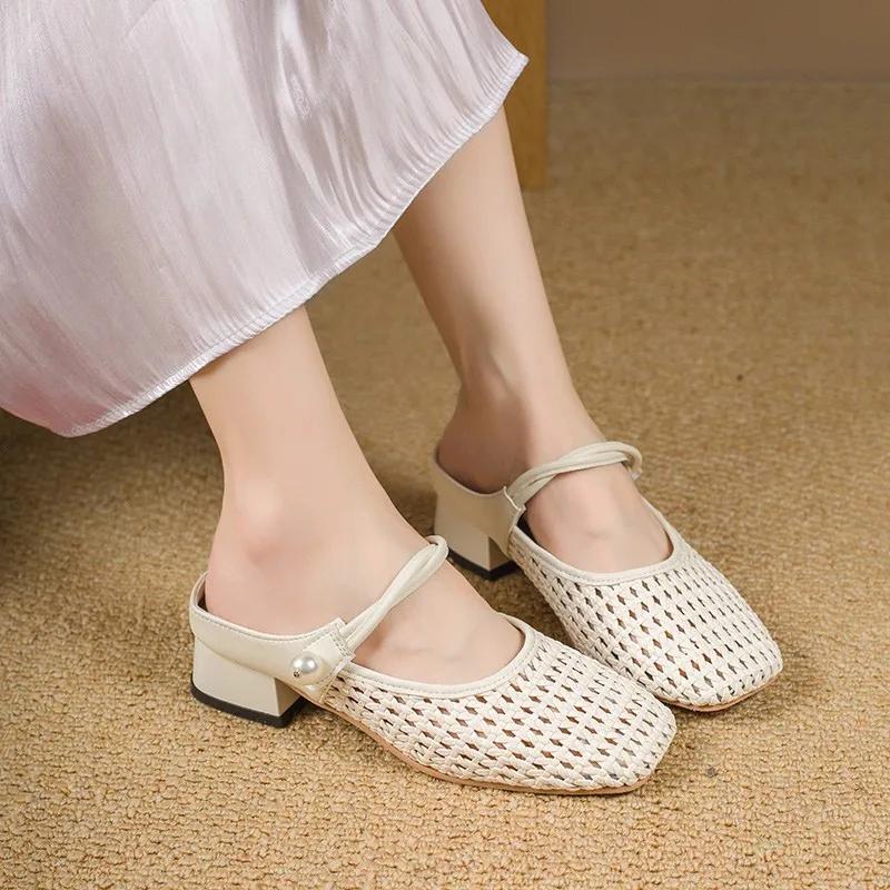 Retro woven and hollowed-out fashionable half-slipper mid-heel women's shoes, new French fairy style thick heel holiday shoes