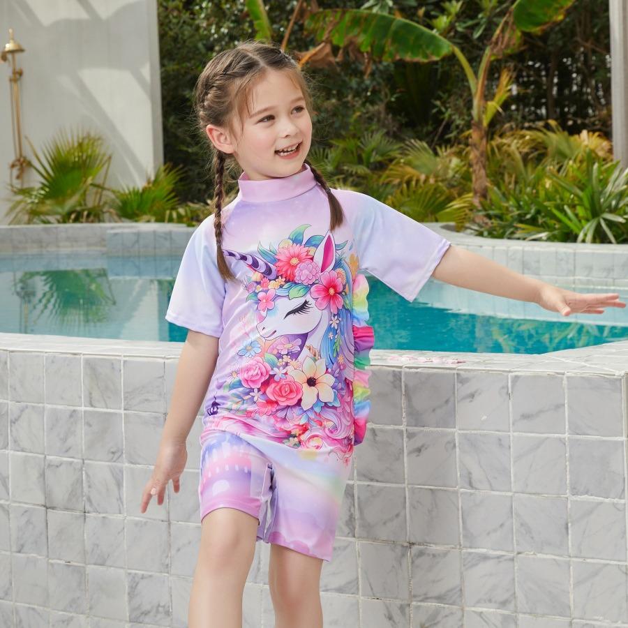 Dívčí kreslené jednodílné plavky s krátkým rukávem a rychleschnoucí úpravou, s ochranou proti slunci, Jihovýchodní Asie.