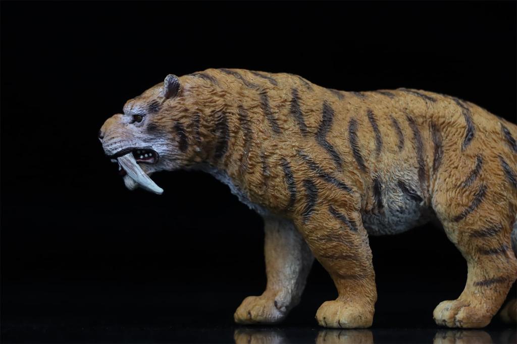 BACALYSO TNG Machairodus Pleistocene Animal Carnivorous PVC Plastic Model Display Ornament Saber-Toothed Tiger, Era, Figure, Saber-Toothed Tiger,
