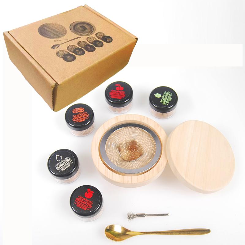 

Cocktail Smoker Kit,Smoking Set with5/4Wood Chips,Old Fashioned Whiskey Smoker Drinks Kit,Cocktail Accessories for Whiskey,Drink