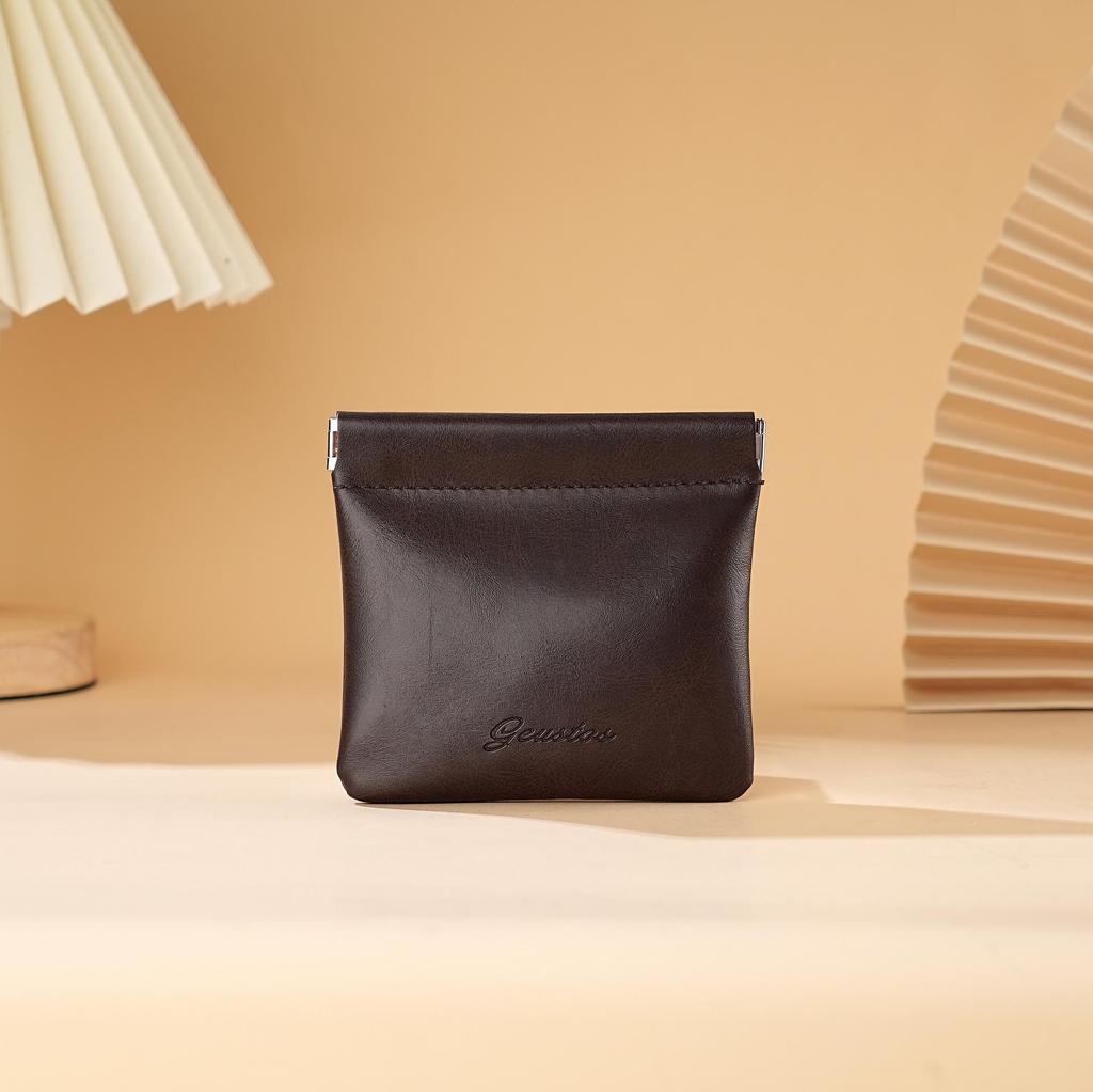 Lipstick & Accessories Pouch: Portable, Snap-Close, Large Capacity for Travel