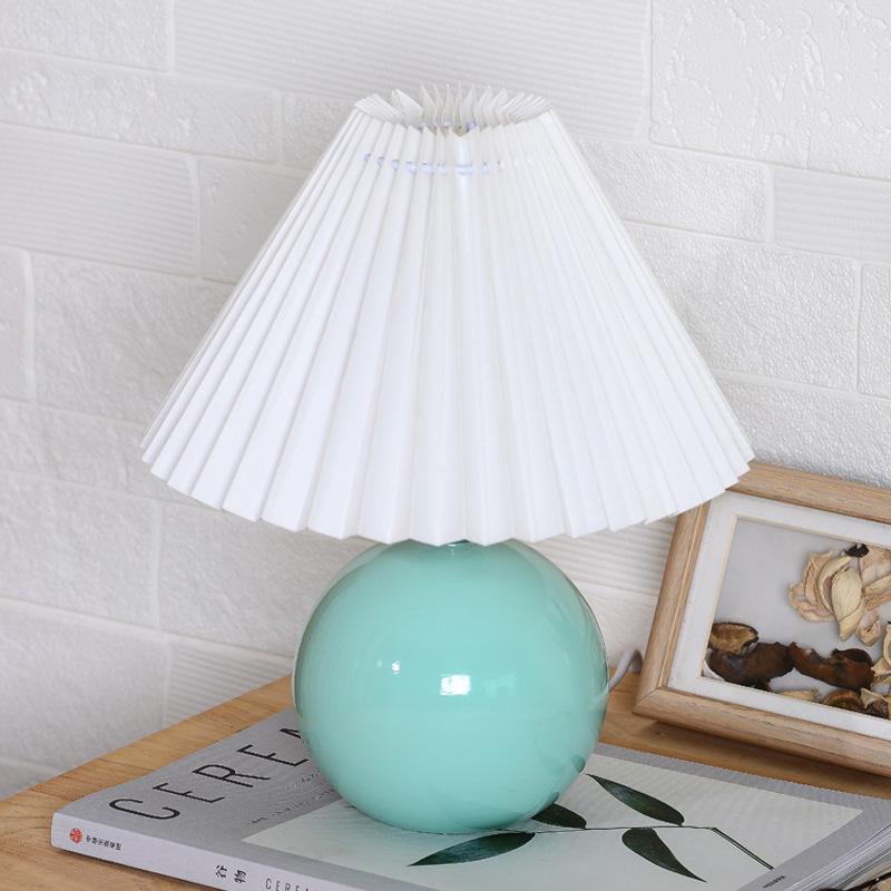 Retro Ceramic Pleated Table Lamp - Mid-Century Style for Bedroom or Wedding Decor