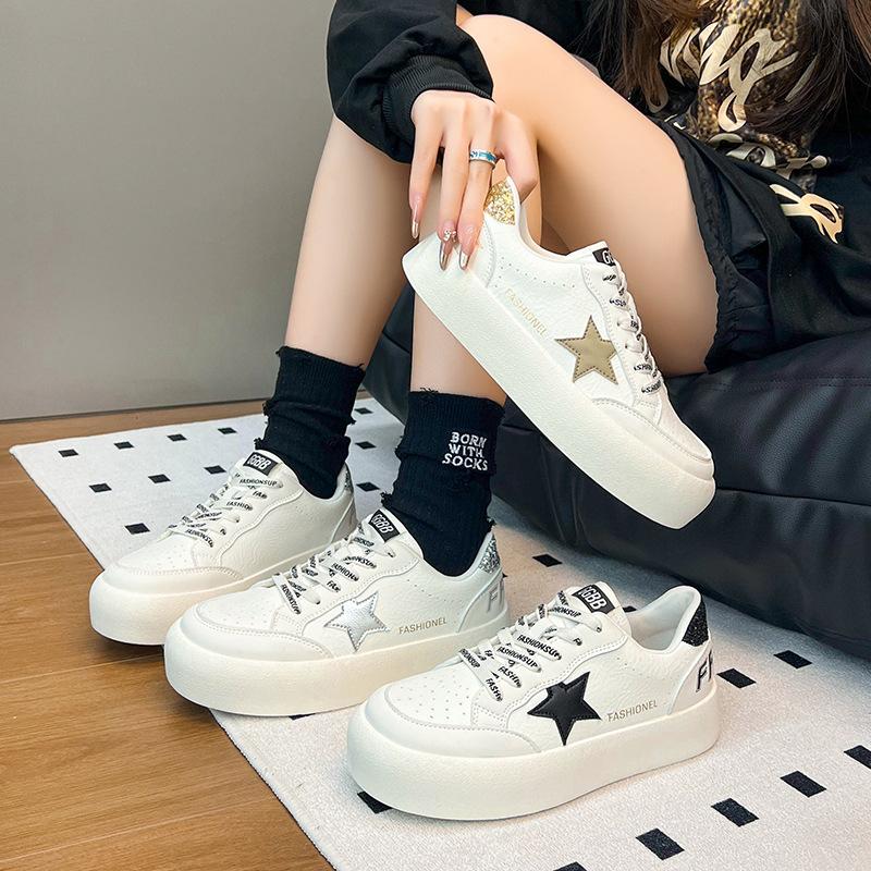 Korean version of polished platform star white shoes women's 2025 new retro ins versatile lightweight casual sports shoes